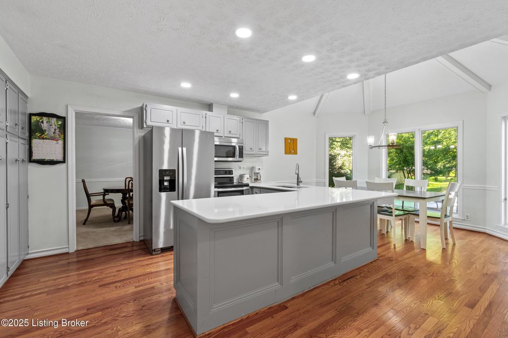 Photo of 10218 Falling Tree Way, Louisville, KY 40223 (MLS # 1706481)