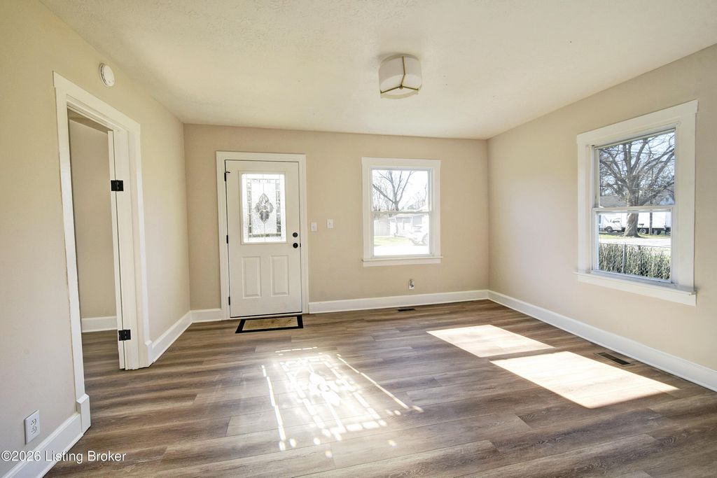 Photo of 2731 Fleming Ave, Louisville, KY 40206 (MLS # 1711453)