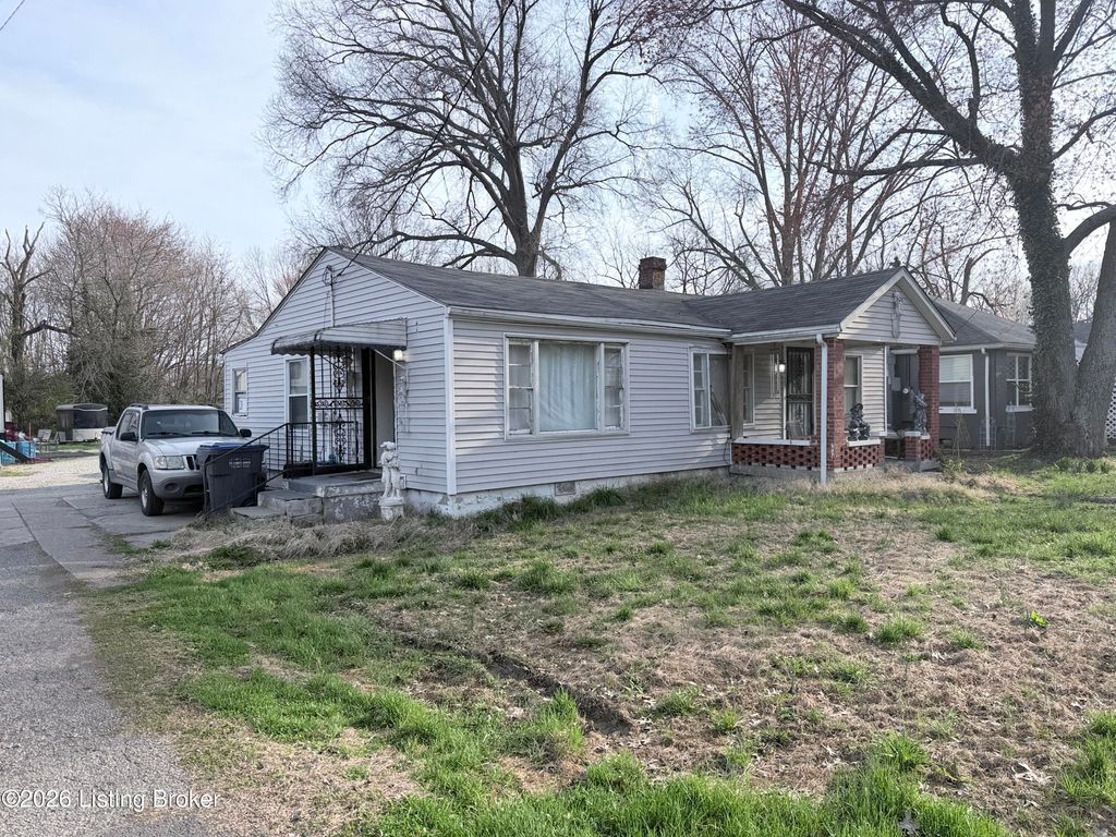 Photo of 1927 Donald Dr, Louisville, KY 40216 (MLS # 1711503)