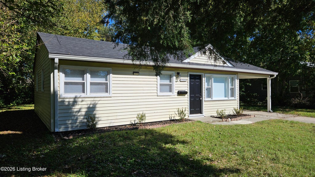 Photo of 7115 Ethan Allen Way, Louisville, KY 40272 (MLS # 1732309)