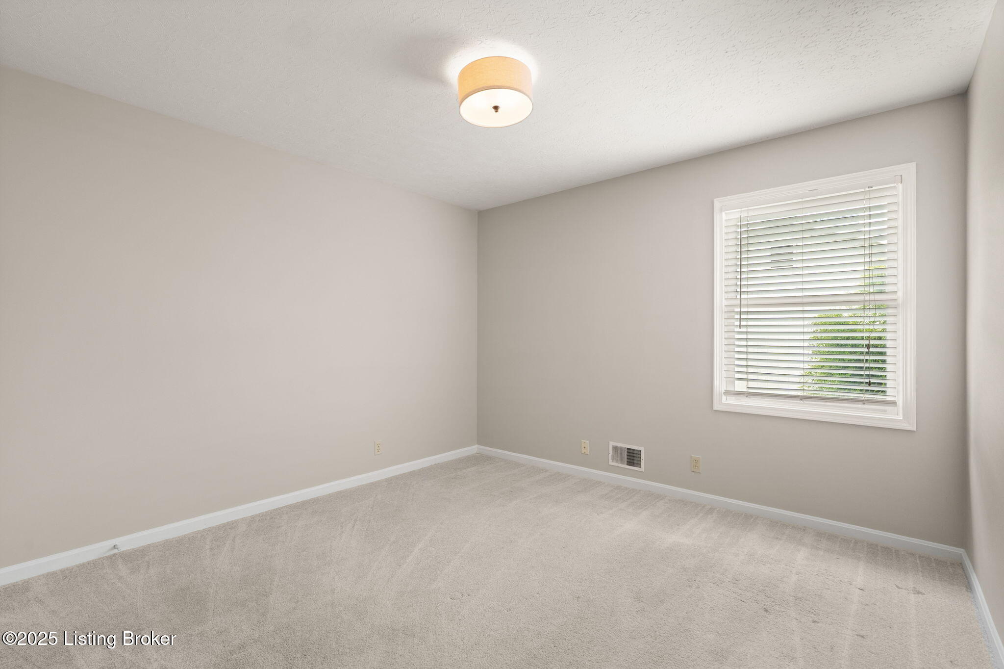 12409 Ledges Dr, Louisville, Pennsylvania image 30