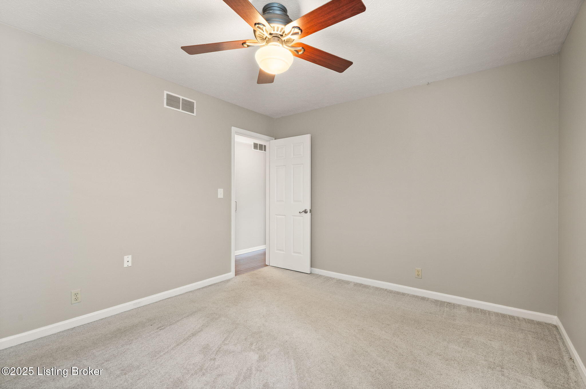 12409 Ledges Dr, Louisville, Pennsylvania image 29