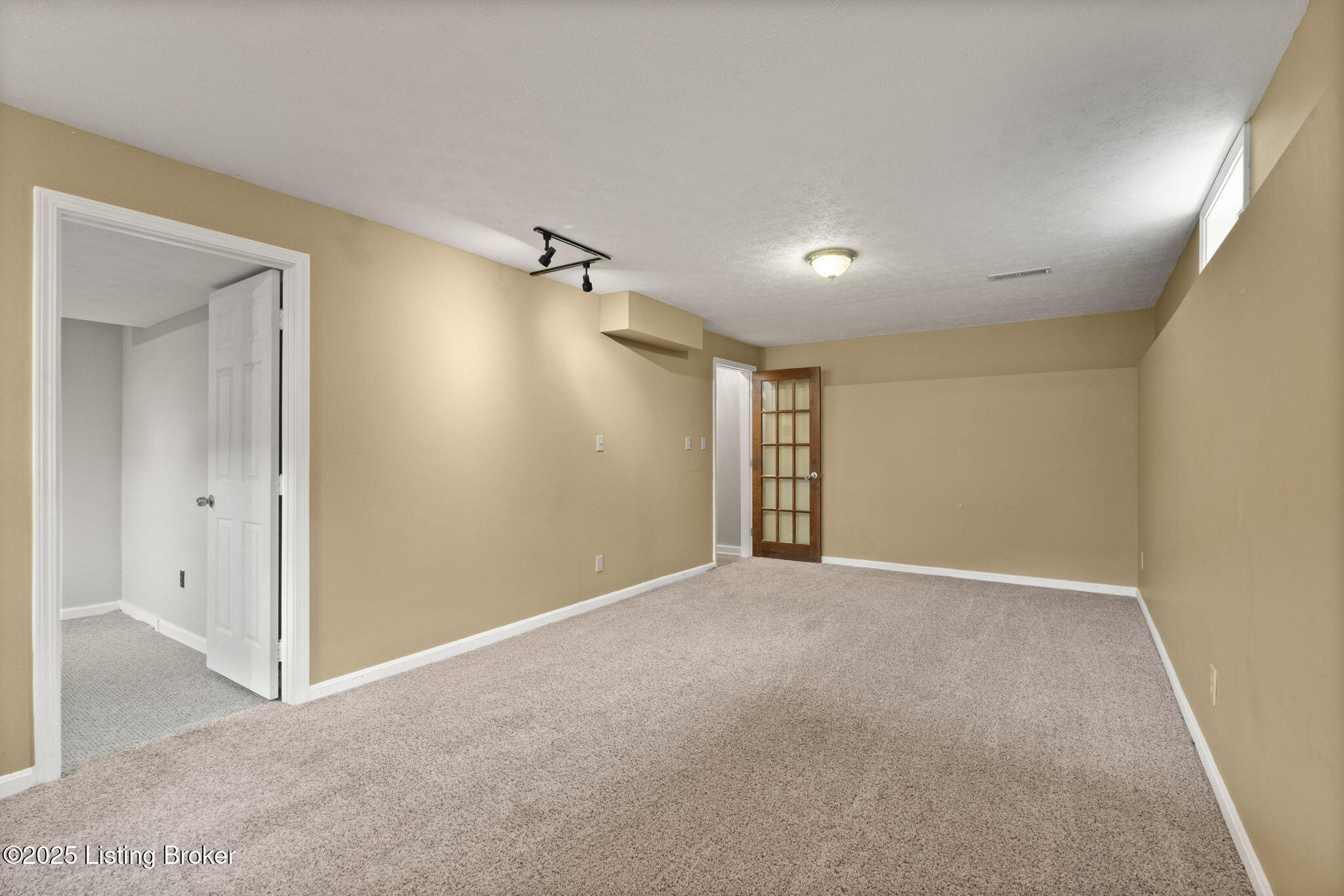 12409 Ledges Dr, Louisville, Pennsylvania image 38