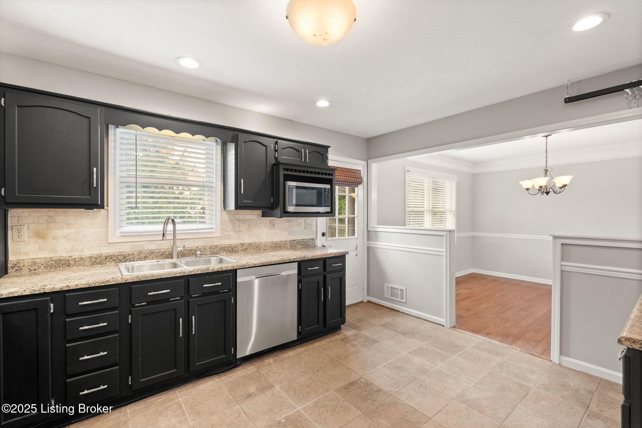 12409 Ledges Dr, Louisville, Pennsylvania image 22