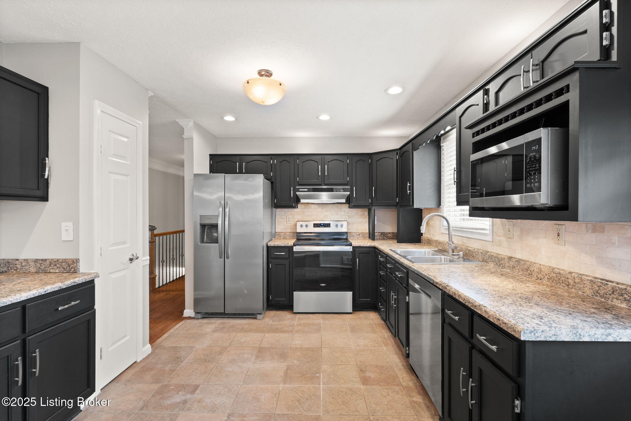 12409 Ledges Dr, Louisville, Pennsylvania image 17