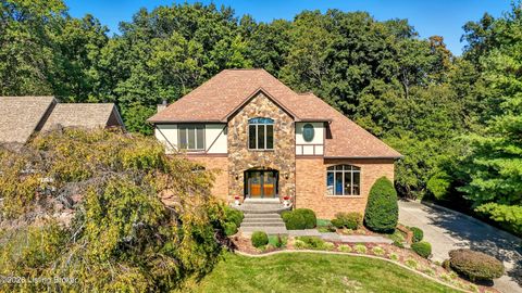 Photo of 3015 Windsor Lakes Pkwy, Louisville, KY 40214 (MLS # 1708419)