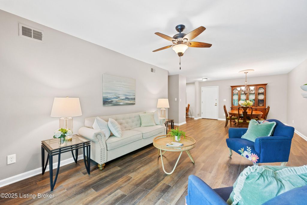 Photo of 1600 Gardiner Ln #203, Louisville, KY 40205 (MLS # 1713088)