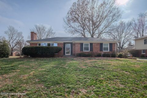Photo of 7820 Oxted Ln, Louisville, KY 40222 (MLS # 1706315)