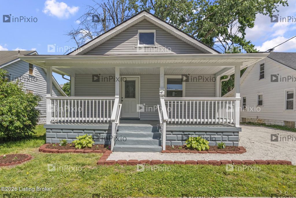 Photo of 3703 Kahlert Ave, Louisville, KY 40215 (MLS # 1717374)