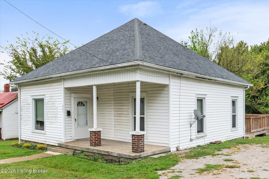 Photo of 247 Elm St, Eminence, KY 40019 (MLS # 1729016)