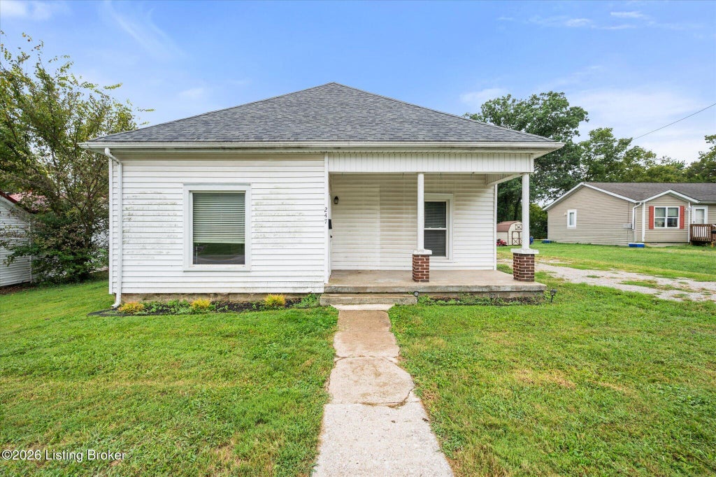 Photo of 247 Elm St, Eminence, KY 40019 (MLS # 1729016)