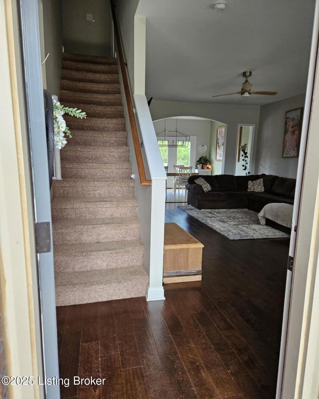 Photo of 226 Sangria Dr, Vine Grove, KY 40175 (MLS # 1705584)