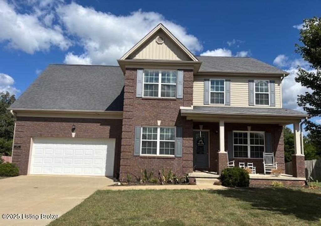 Photo of 226 Sangria Dr, Vine Grove, KY 40175 (MLS # 1705584)