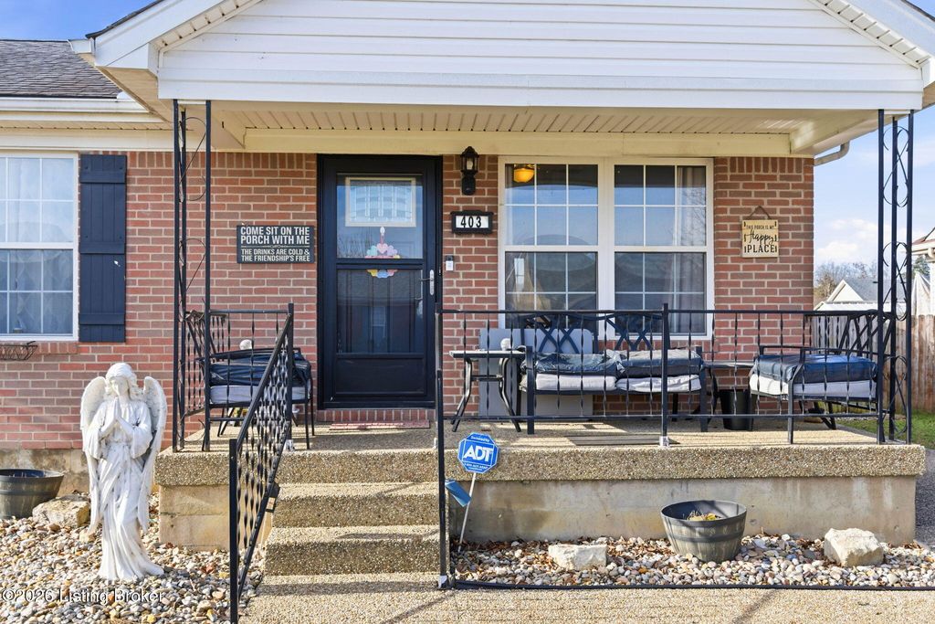 Photo of 403 Tecumseh Dr, Shepherdsville, KY 40165 (MLS # 1707795)