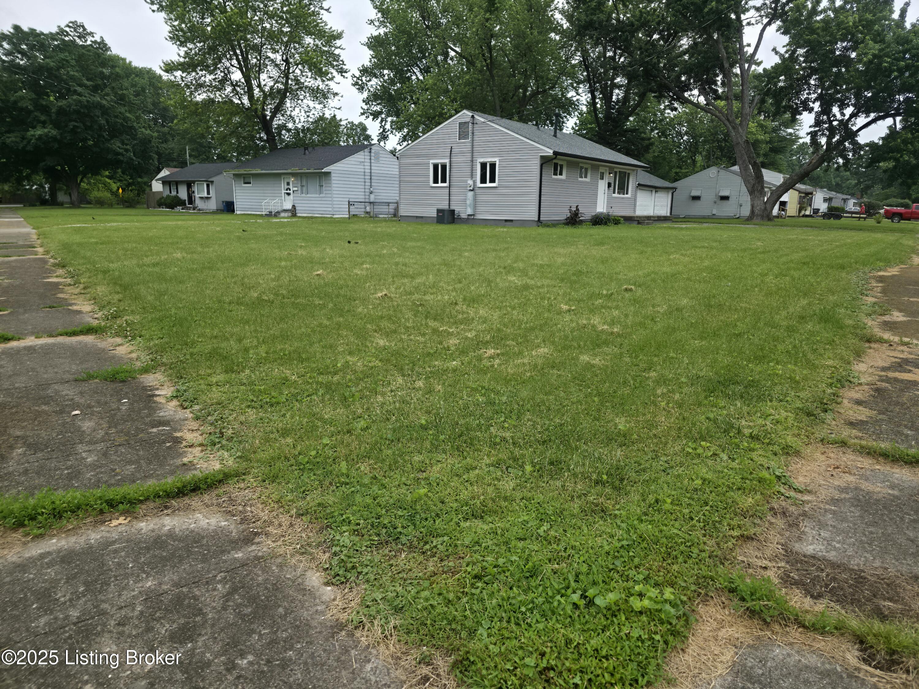 7614 Gerald Ave, Louisville, Pennsylvania image 3