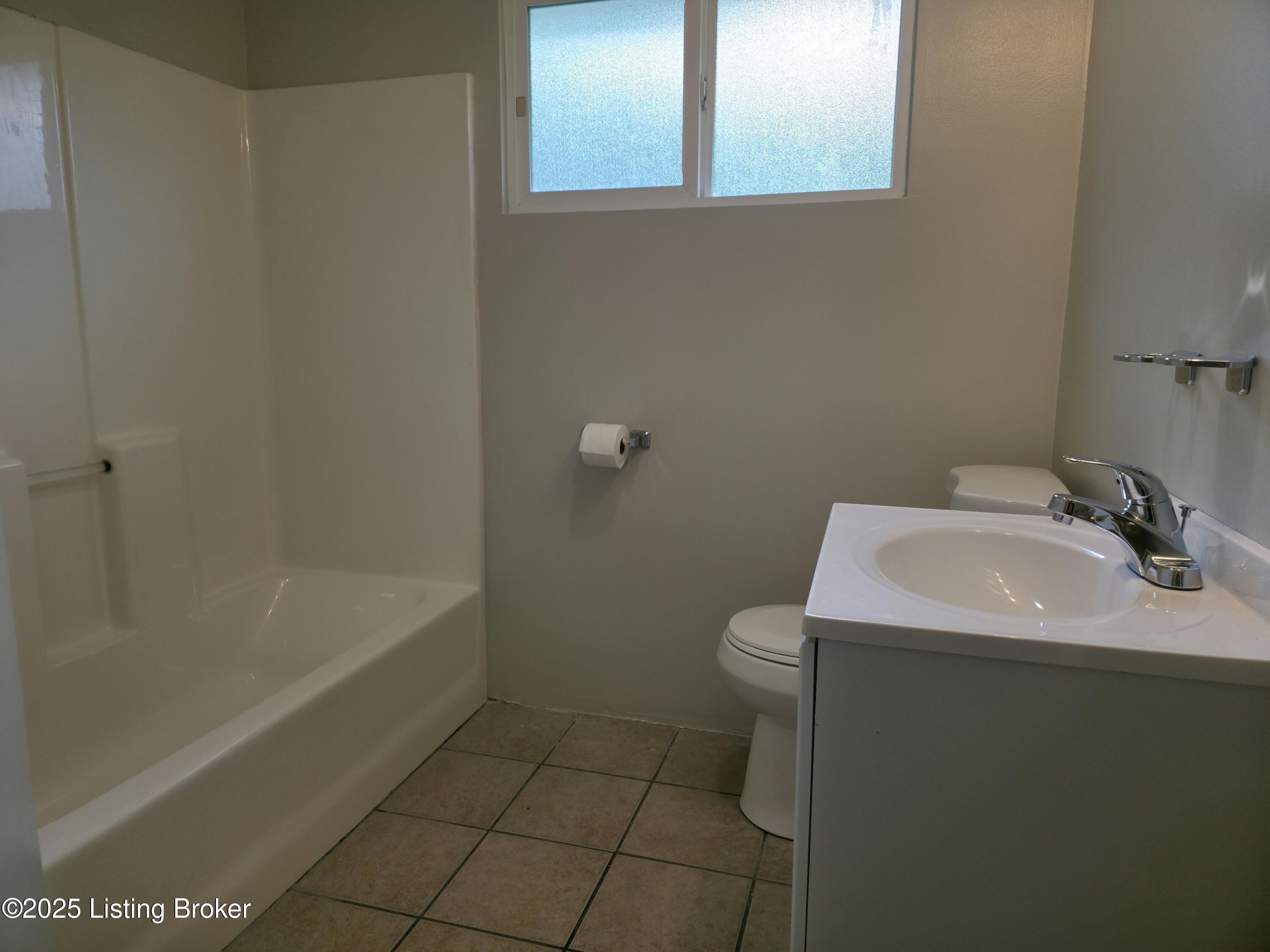 7614 Gerald Ave, Louisville, Pennsylvania image 11