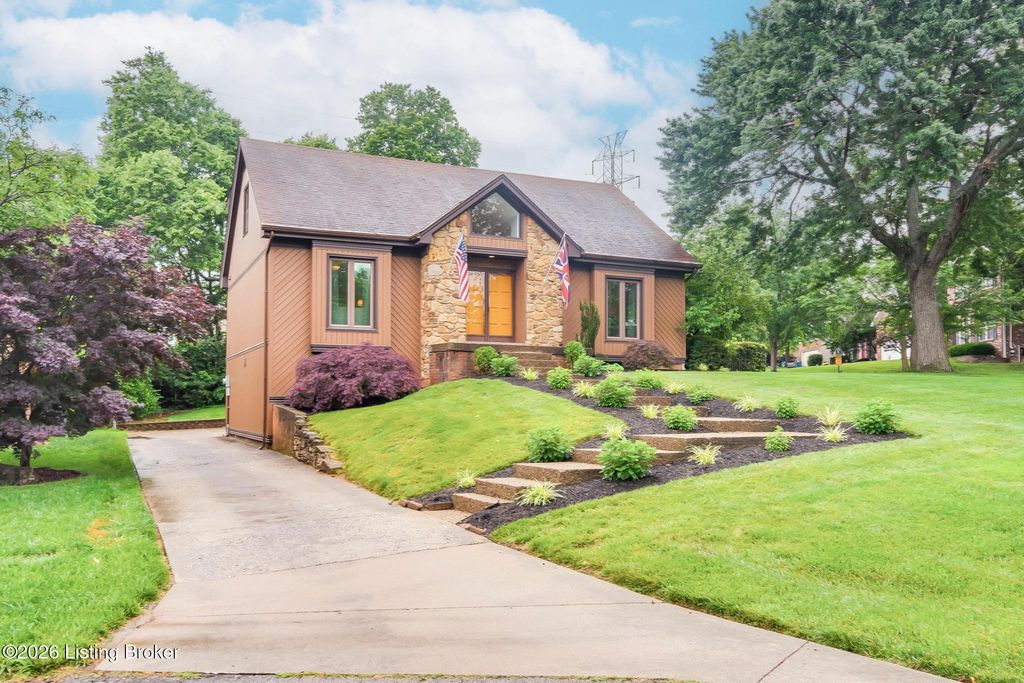 Photo of 12006 Hillrose Cir, Louisville, KY 40243 (MLS # 1718960)