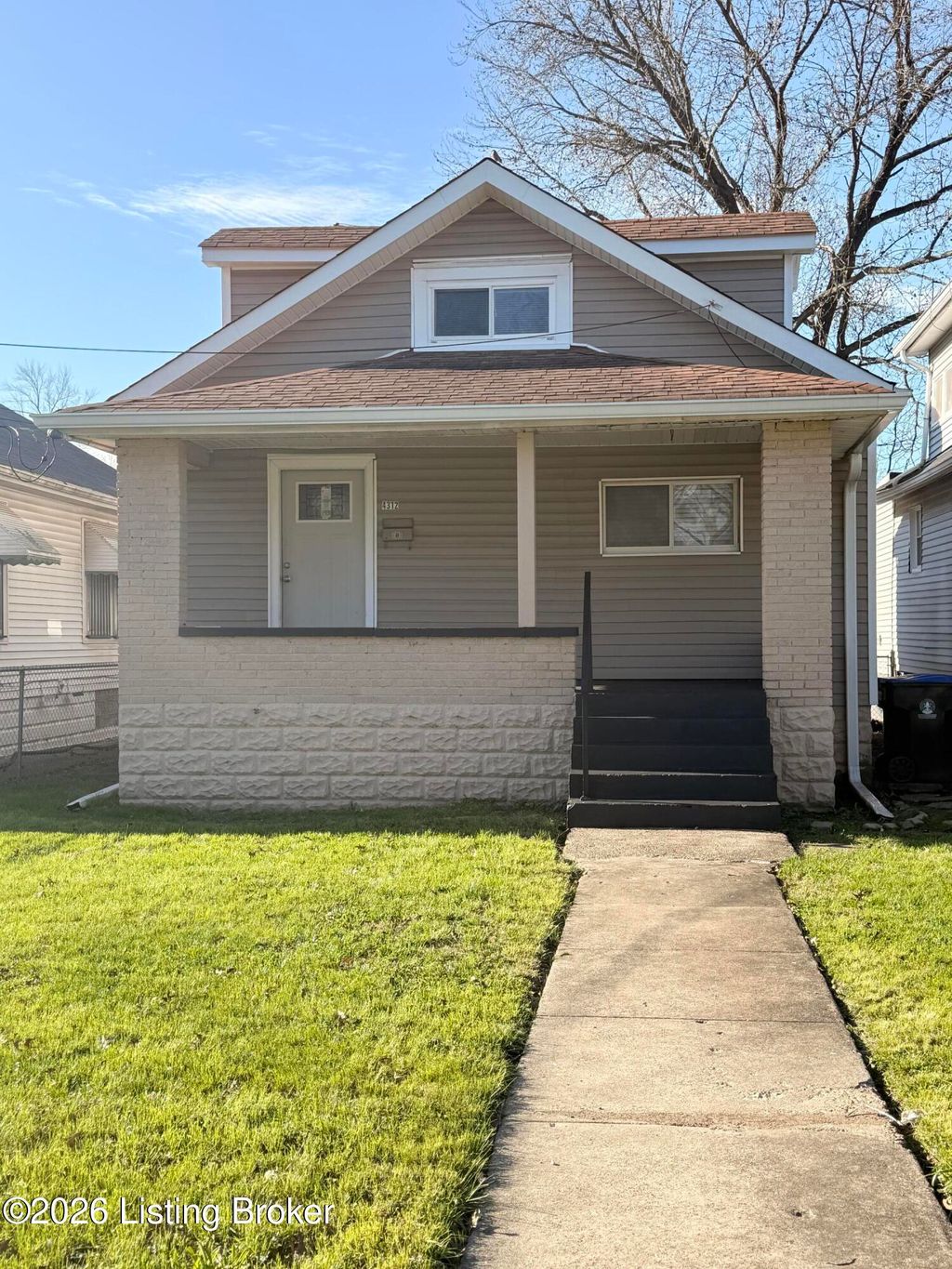 Photo of 4312 Sunset Ave, Louisville, KY 40211 (MLS # 1712957)