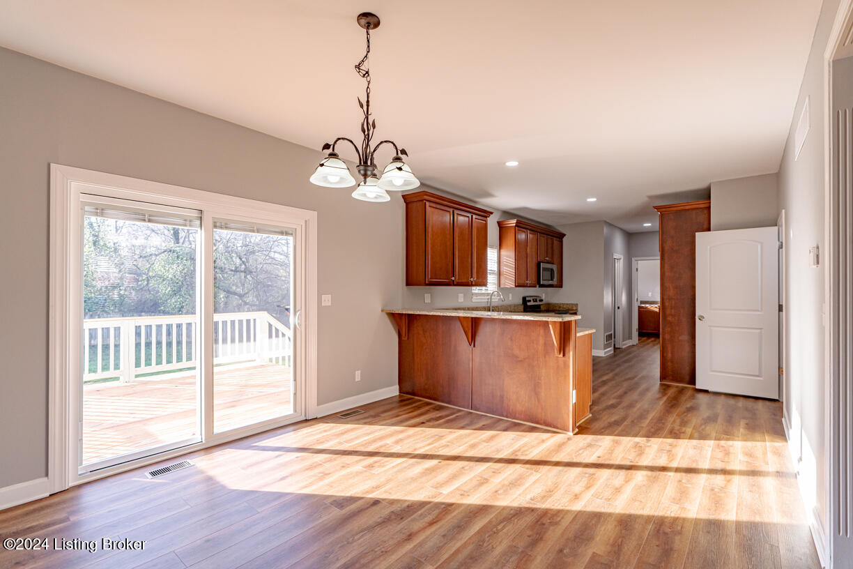 186 Lincoln Station Dr, Simpsonville, Kentucky image 14