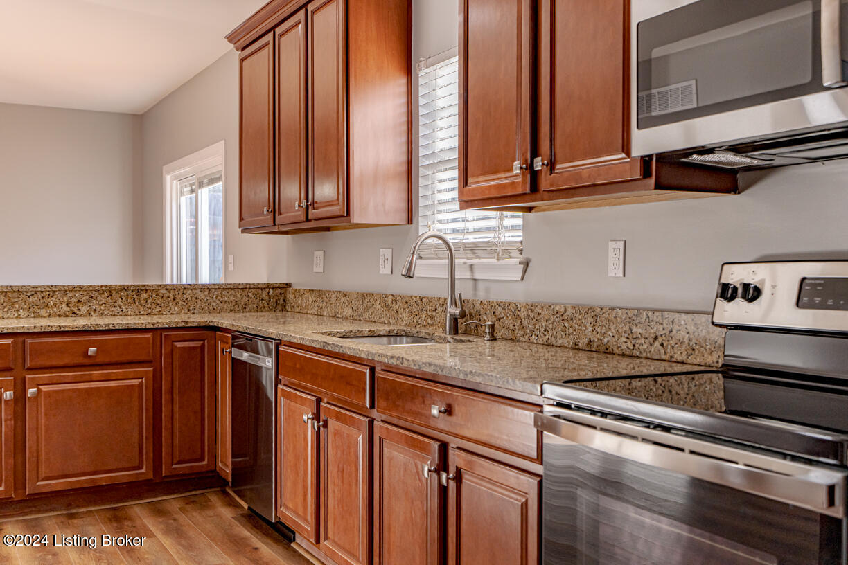 186 Lincoln Station Dr, Simpsonville, Kentucky image 23