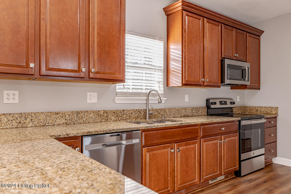 186 Lincoln Station Dr, Simpsonville, Kentucky image 19