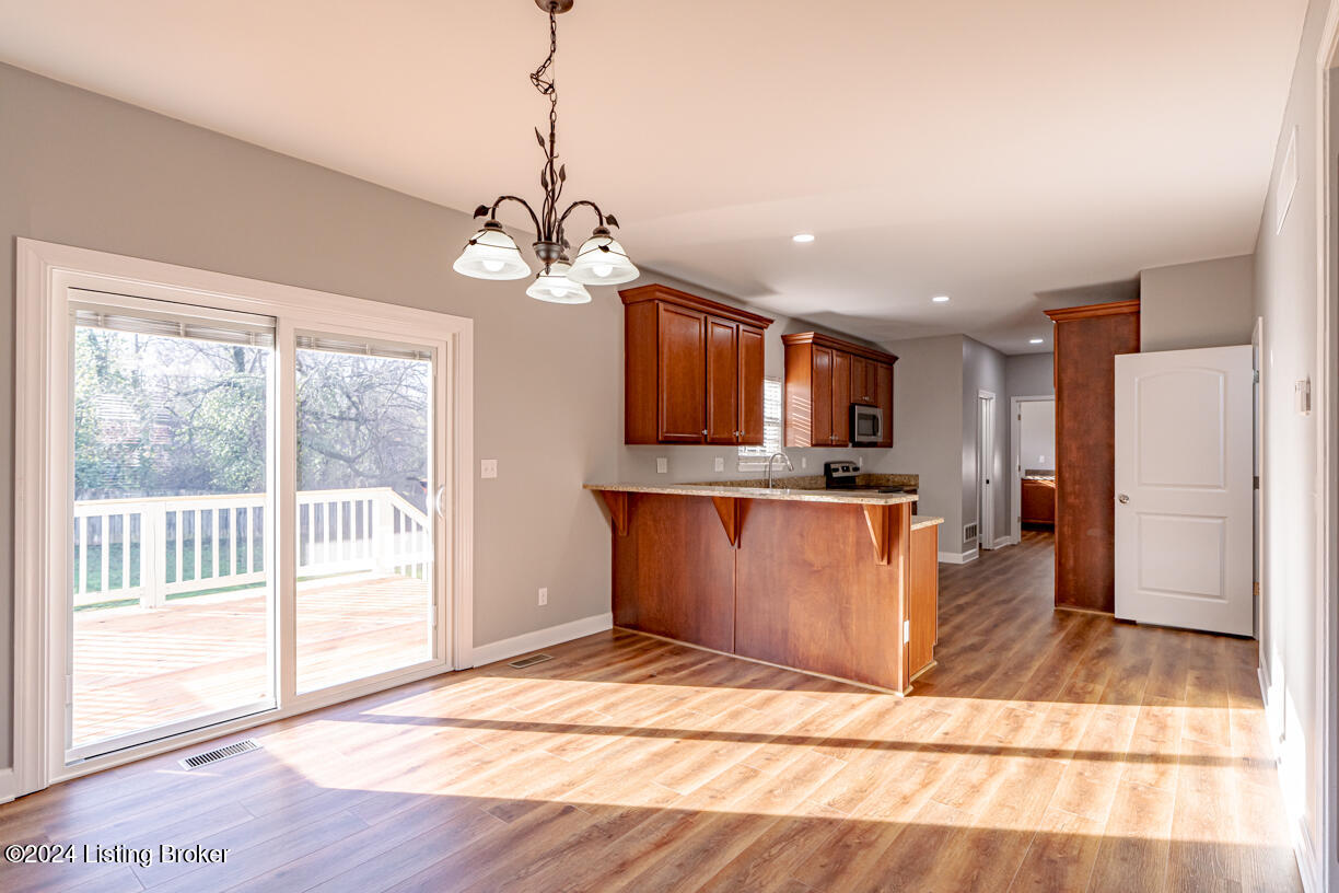 186 Lincoln Station Dr, Simpsonville, Kentucky image 13