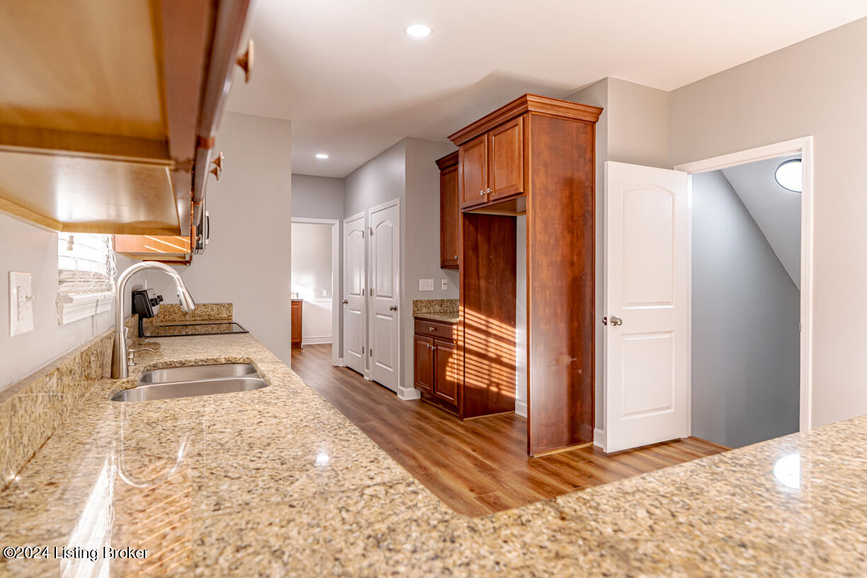 186 Lincoln Station Dr, Simpsonville, Kentucky image 15