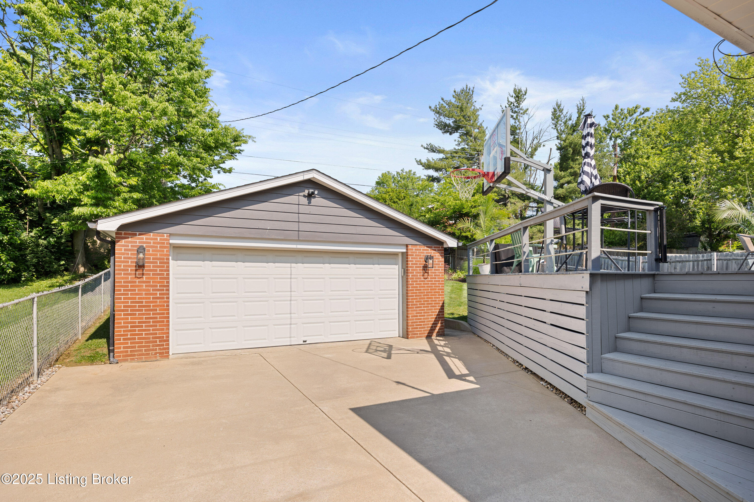 7513 Merlyn Cir, Louisville, Pennsylvania image 28