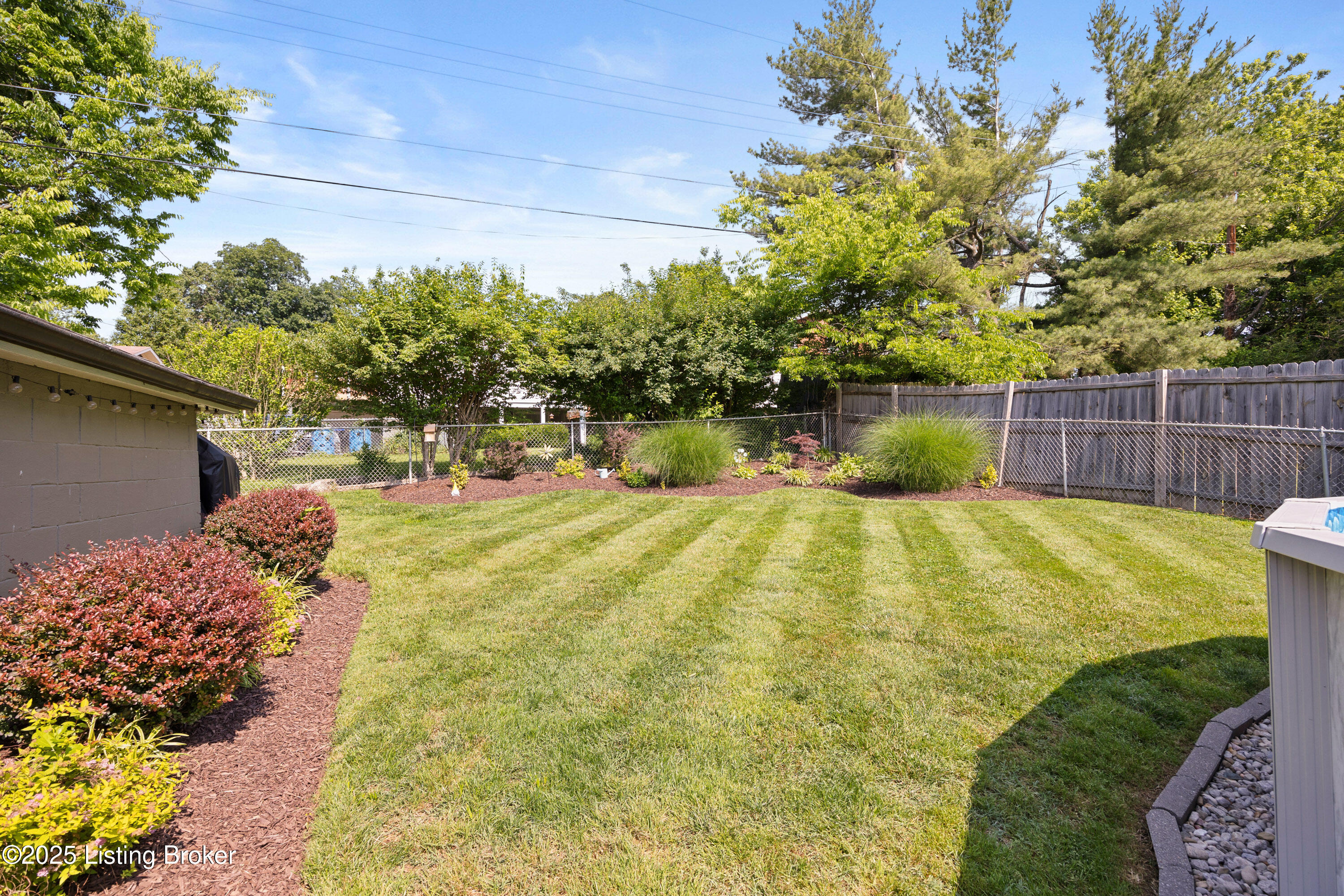 7513 Merlyn Cir, Louisville, Pennsylvania image 29