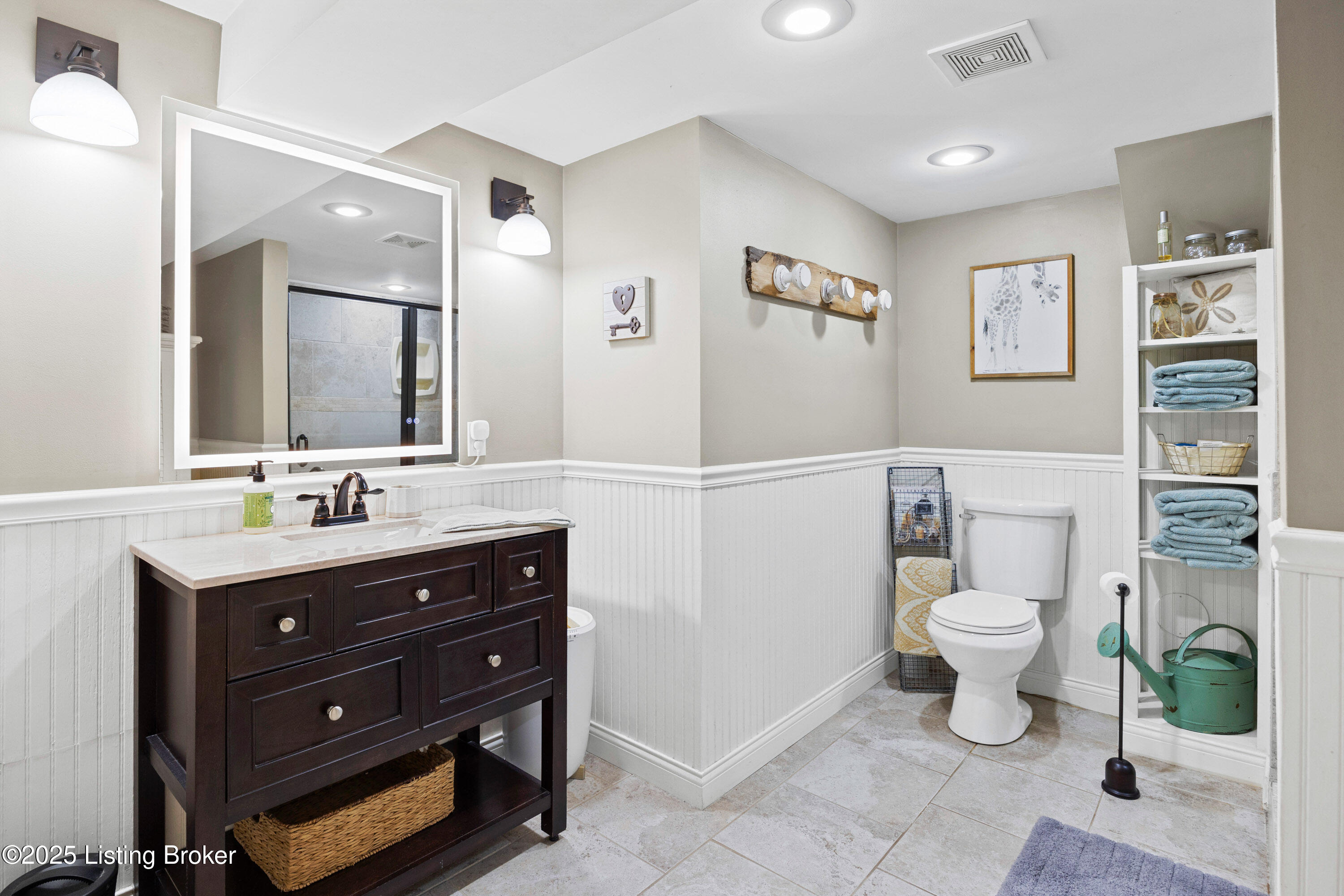 7513 Merlyn Cir, Louisville, Pennsylvania image 20