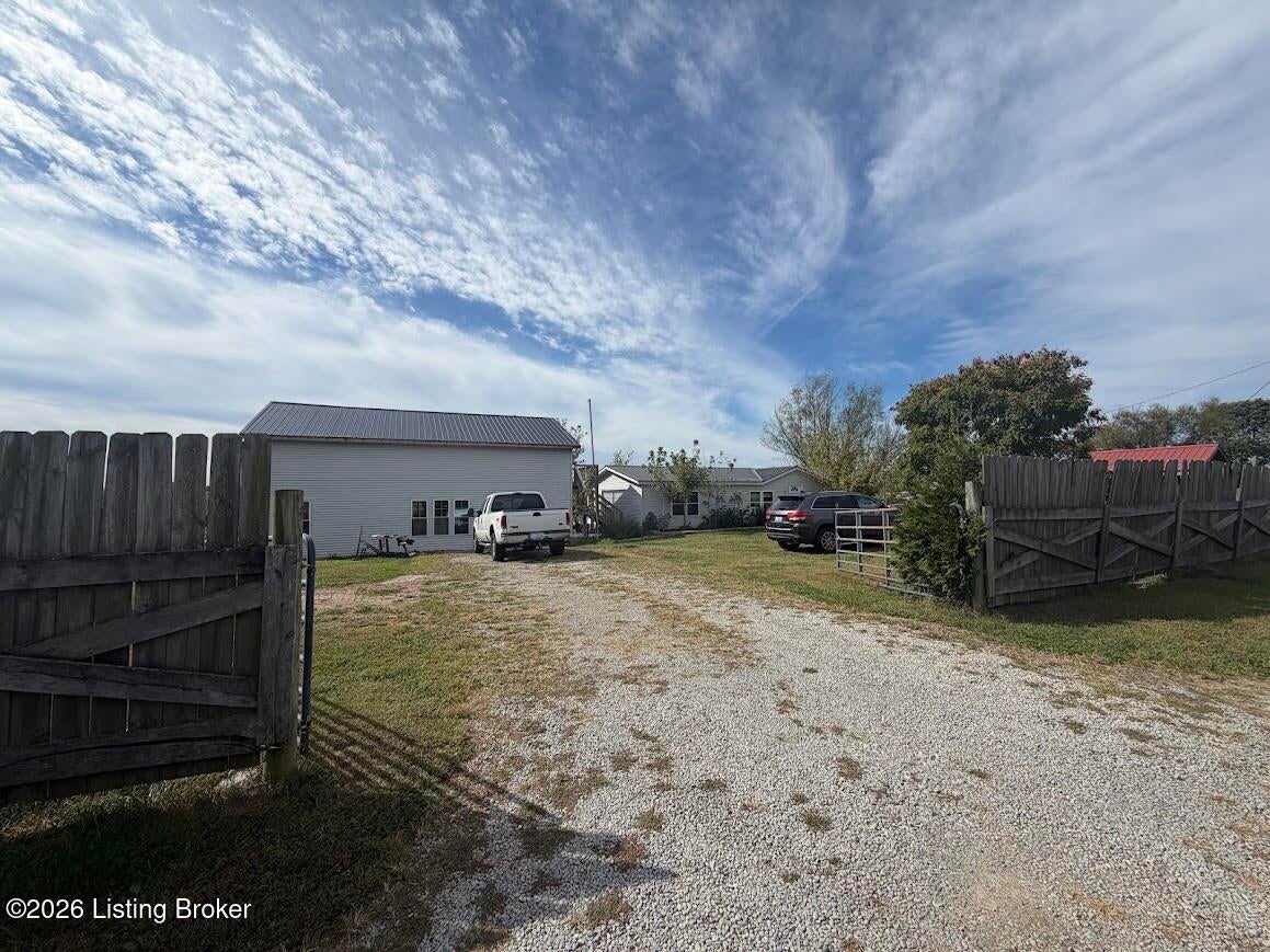 373 Ockerman Rd