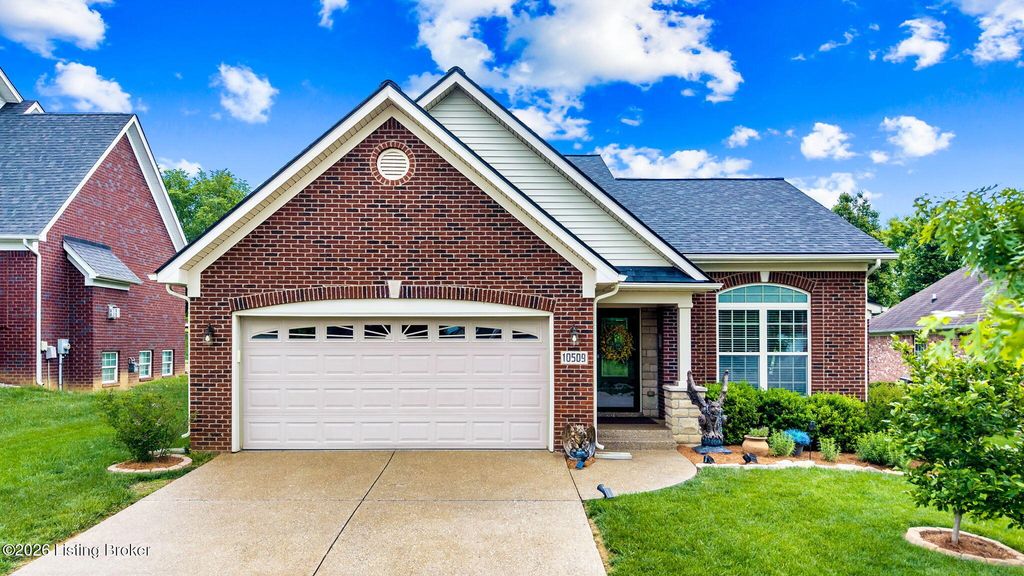 Photo of 10509 Venado Dr, Louisville, KY 40291 (MLS # 1716813)