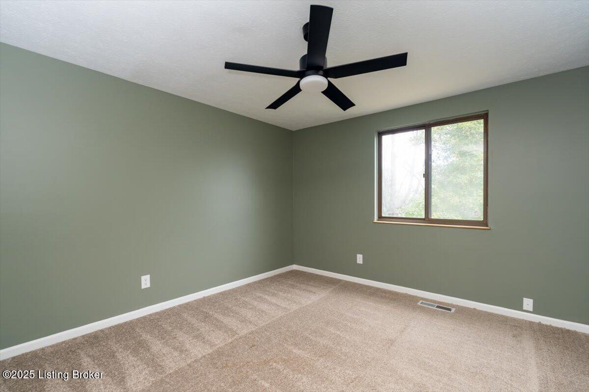 4804 Mike Ct, Louisville, Pennsylvania image 23