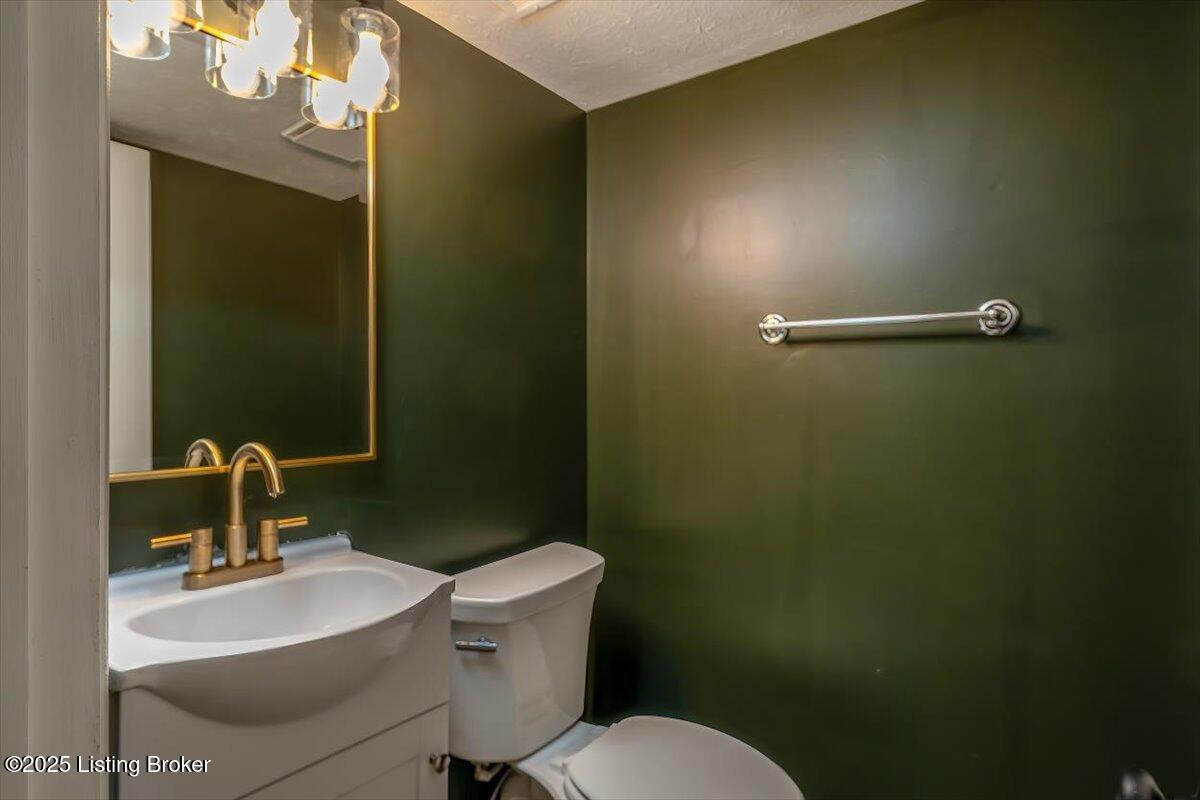 4804 Mike Ct, Louisville, Pennsylvania image 18