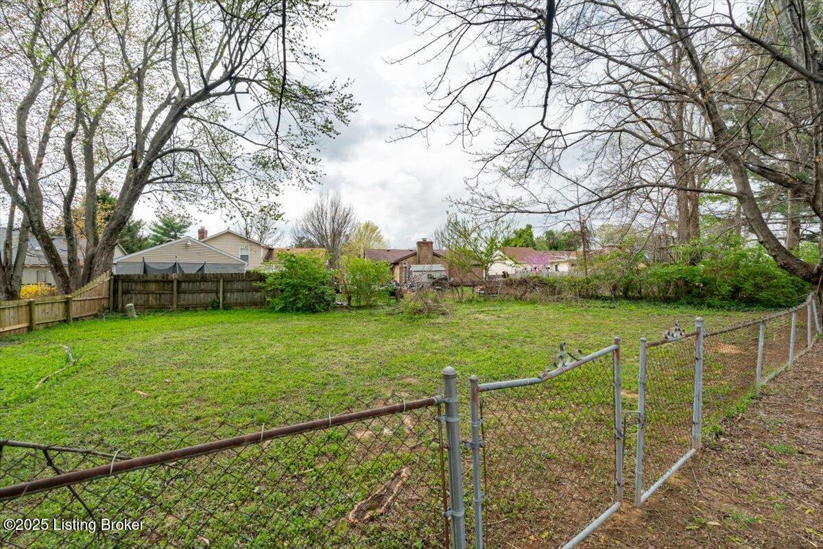 4804 Mike Ct, Louisville, Pennsylvania image 30