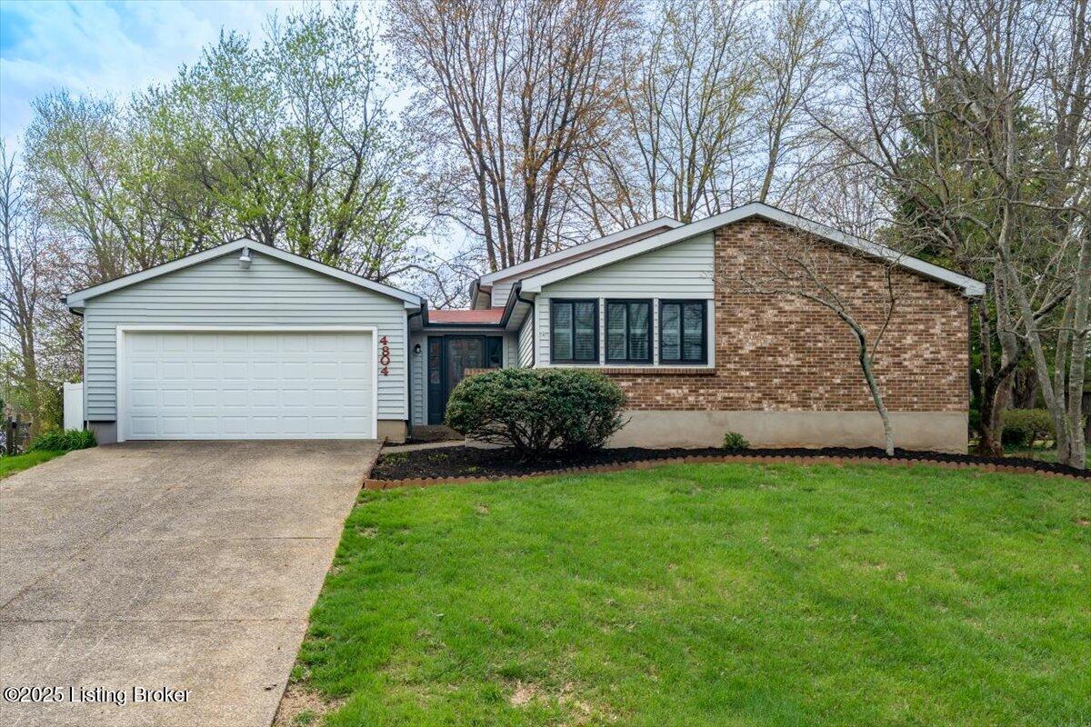 4804 Mike Ct, Louisville, Pennsylvania image 1