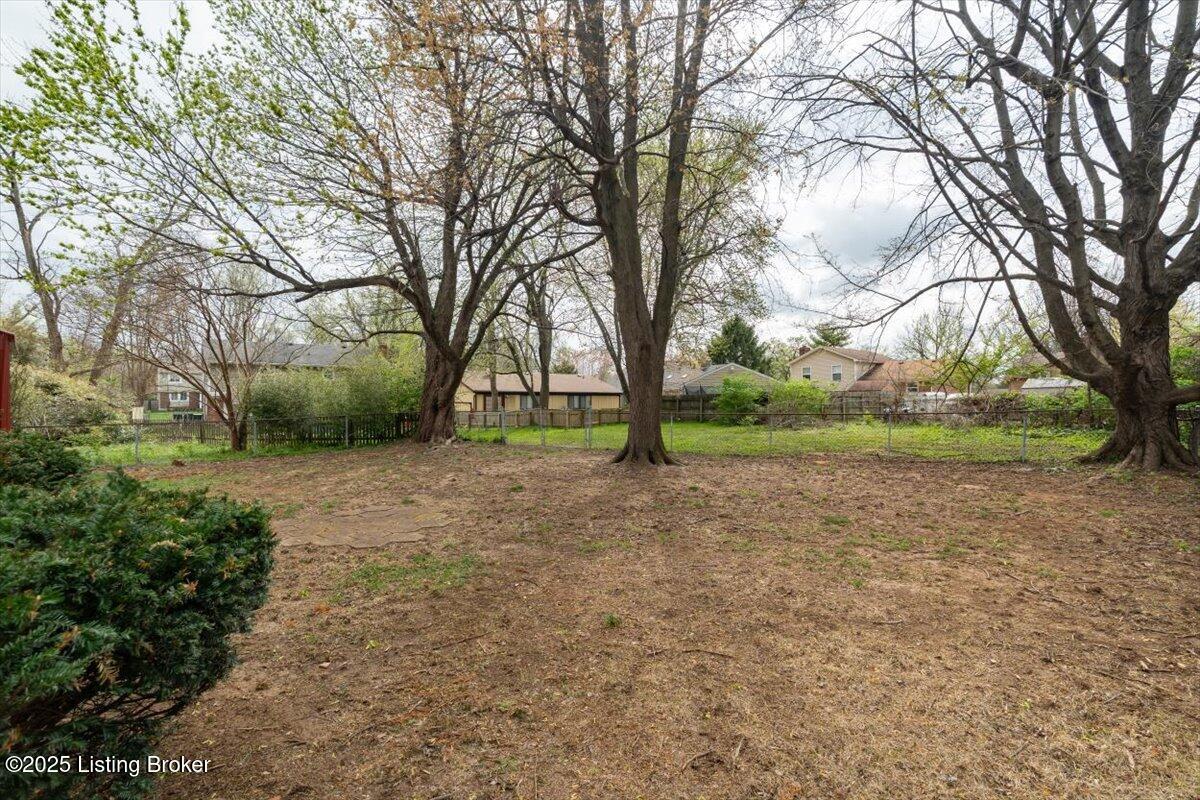 4804 Mike Ct, Louisville, Pennsylvania image 29