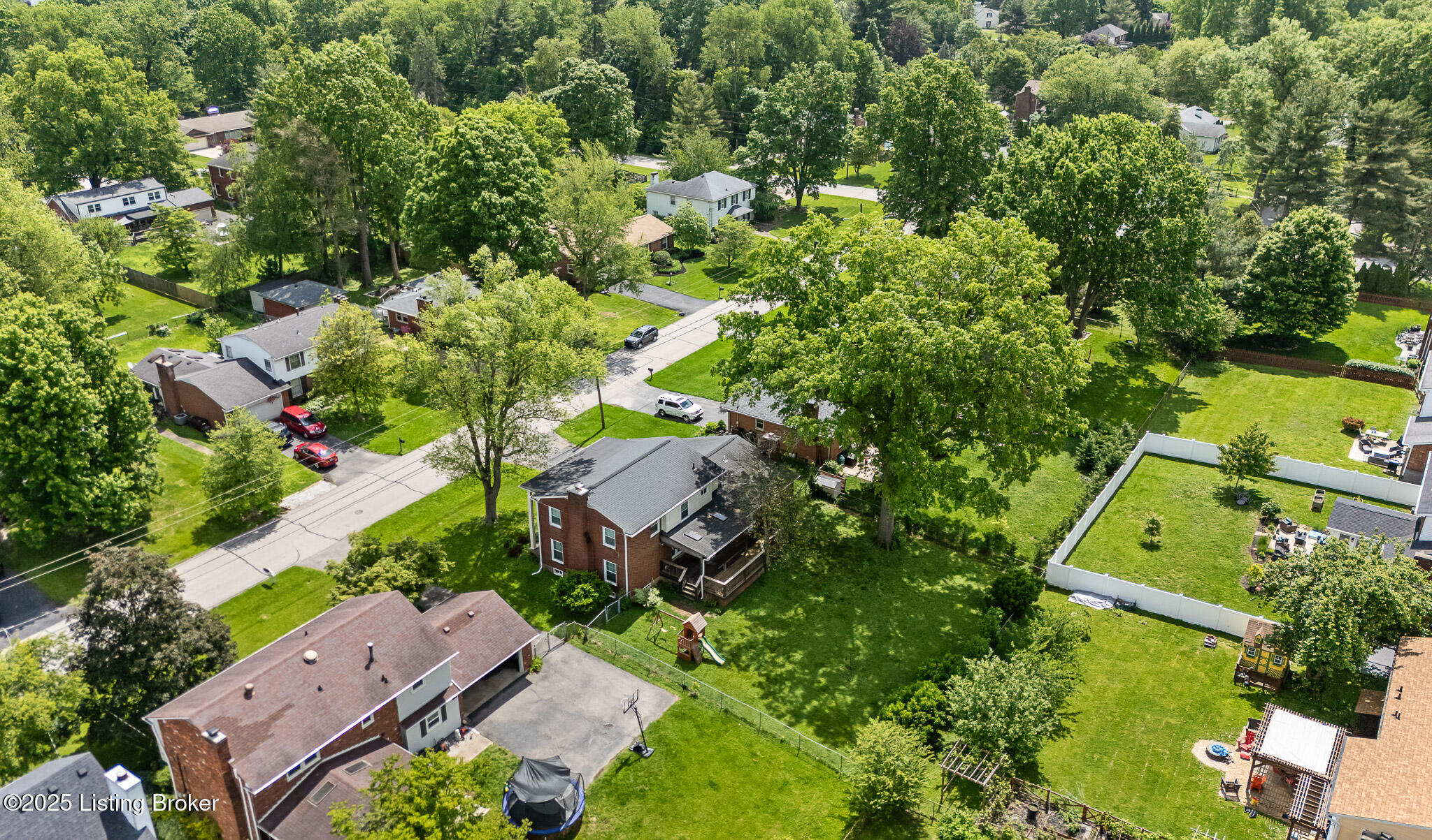 3506 Coronado Dr, Louisville, Pennsylvania image 13