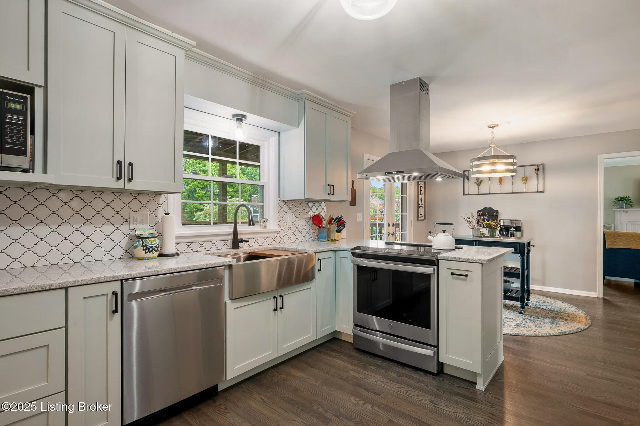 3506 Coronado Dr, Louisville, Pennsylvania image 20