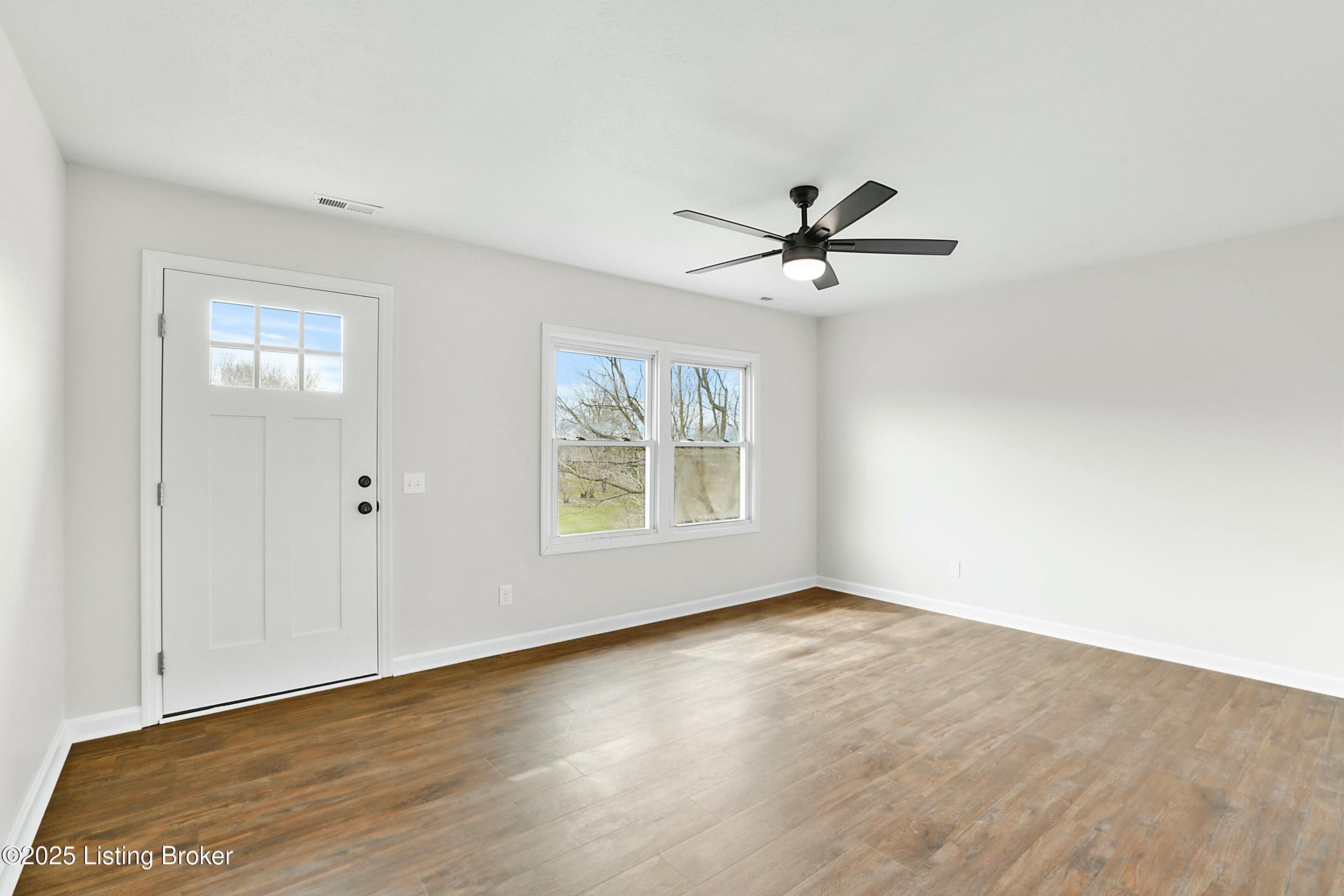 545 Dale Ln, Fisherville, Kentucky image 4