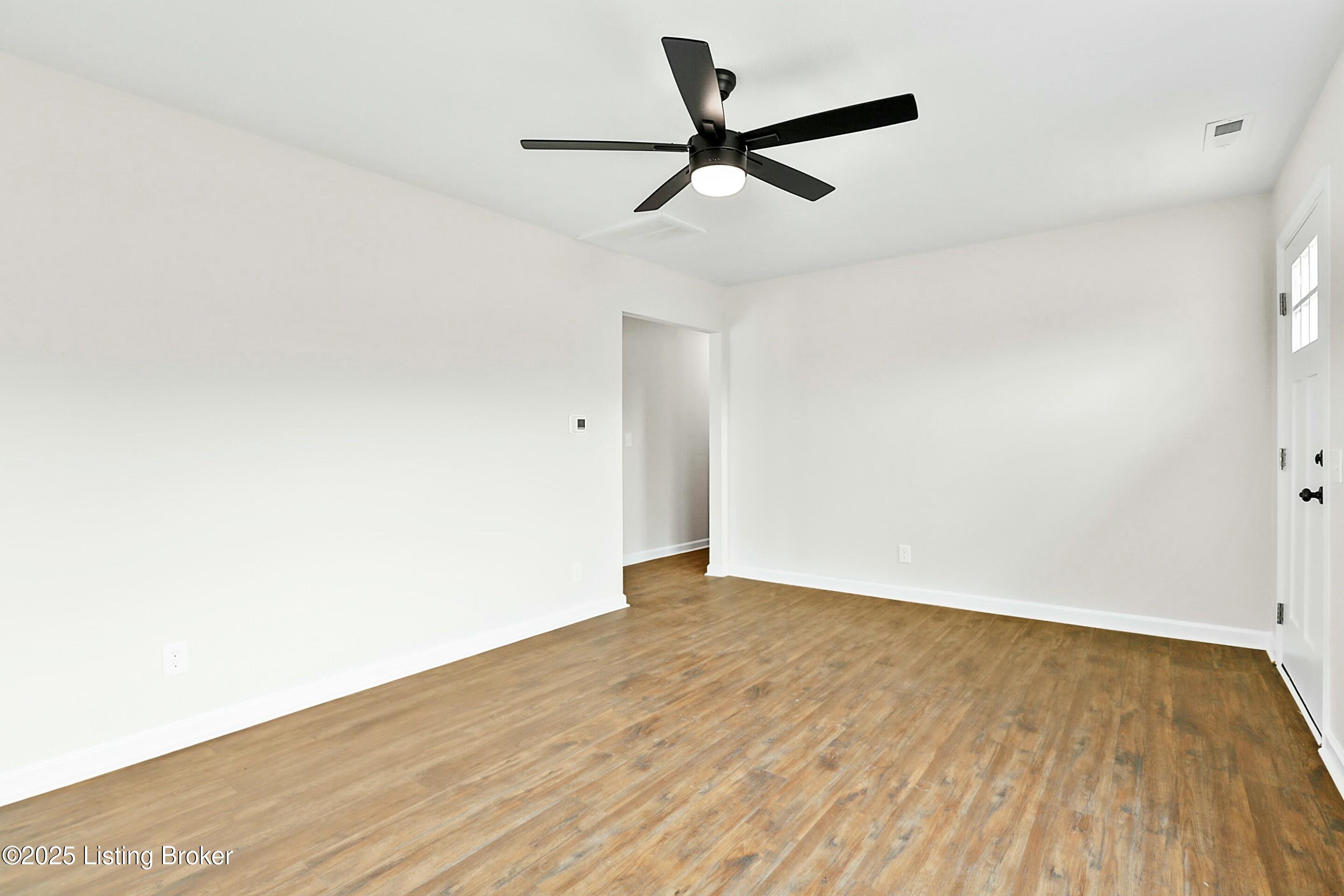 545 Dale Ln, Fisherville, Kentucky image 3