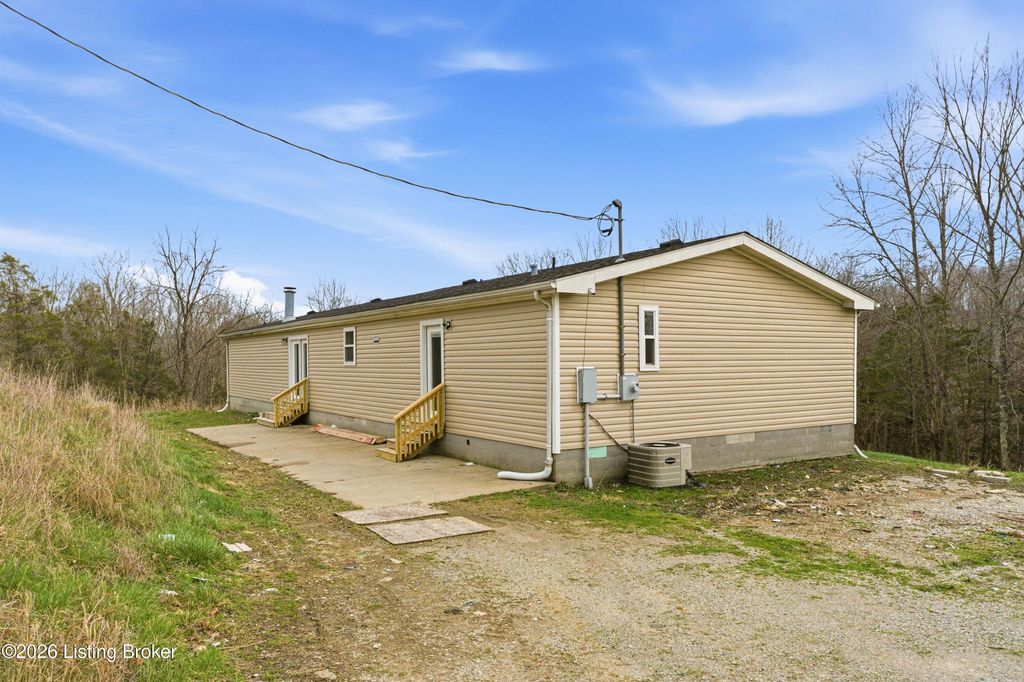 Photo of 100 Goodlett Rd, Mt Eden, KY 40046 (MLS # 1711293)