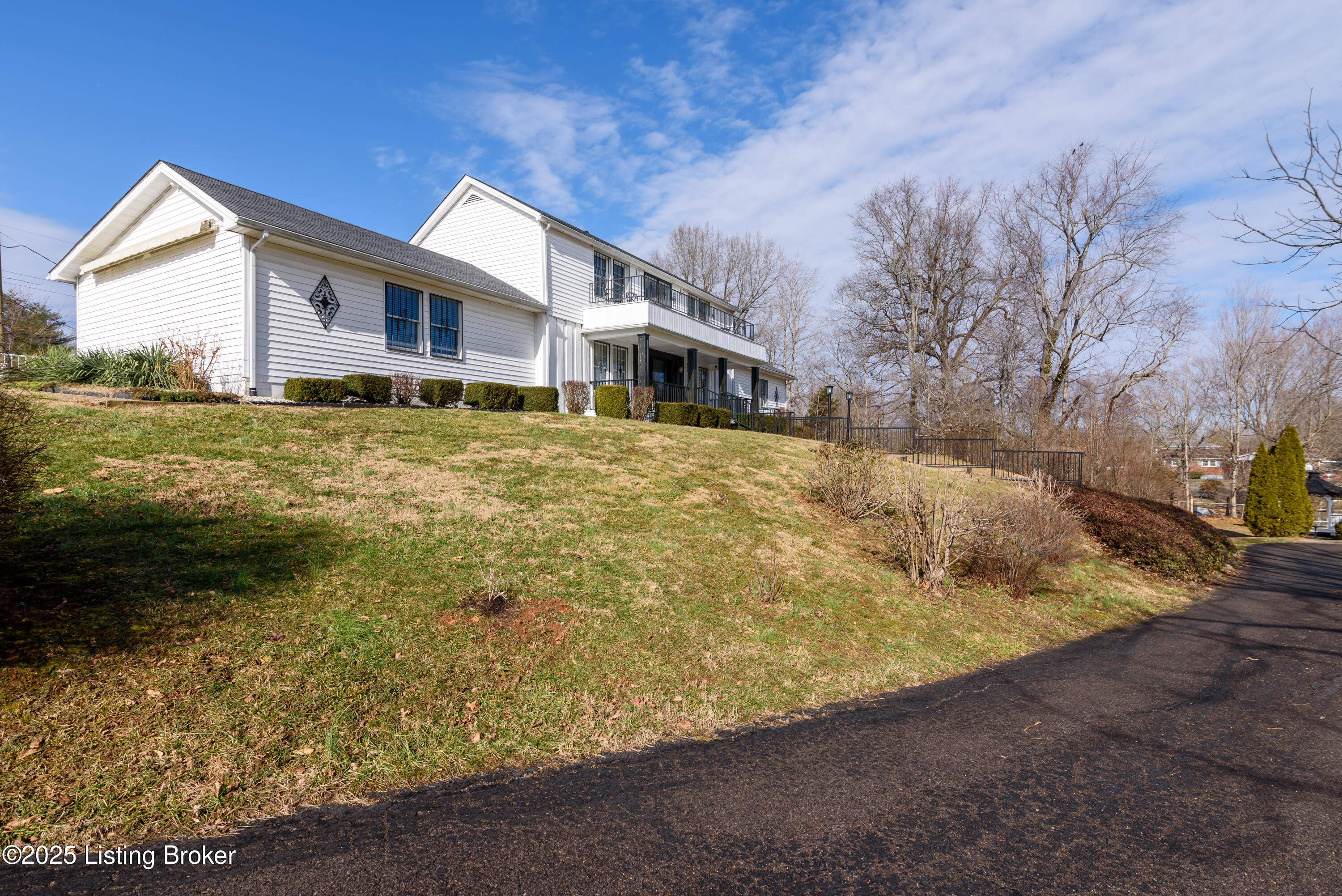 2851 S Wilson Rd, Radcliff, Kentucky image 8
