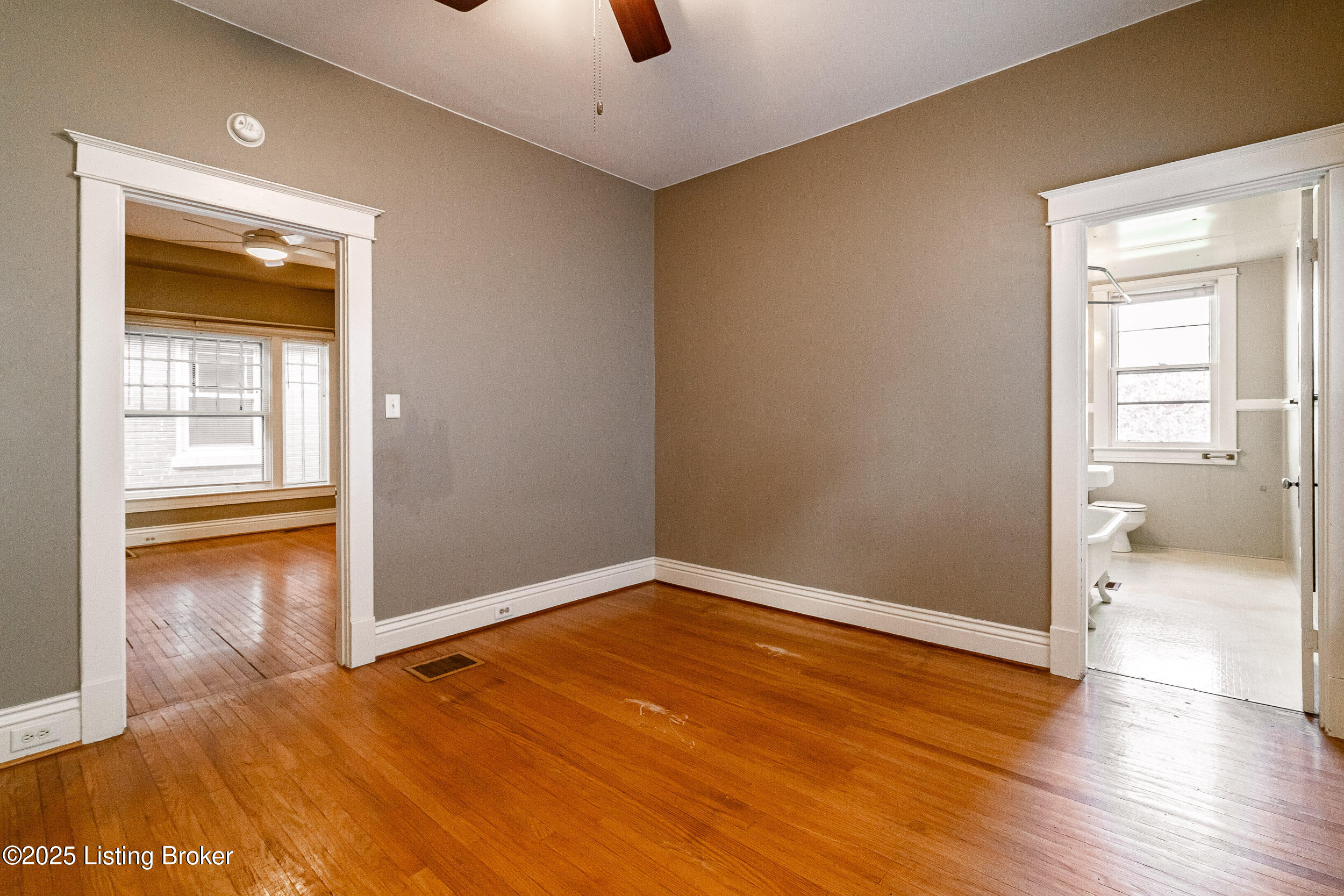 2105 Woodbourne Ave, Louisville, Kentucky image 27