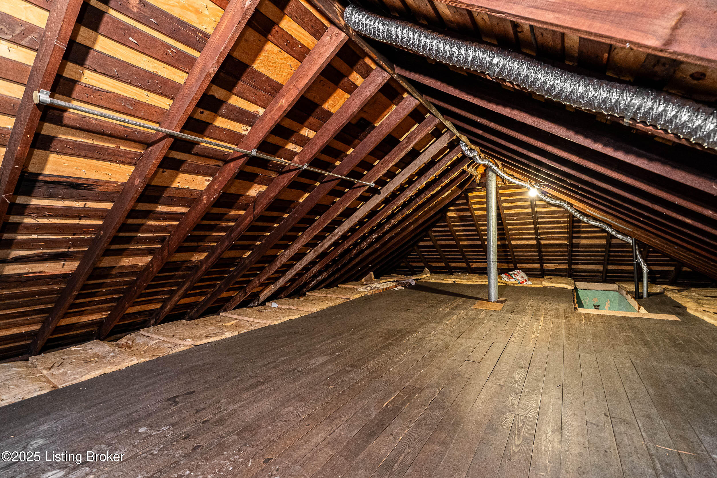 2105 Woodbourne Ave, Louisville, Kentucky image 40
