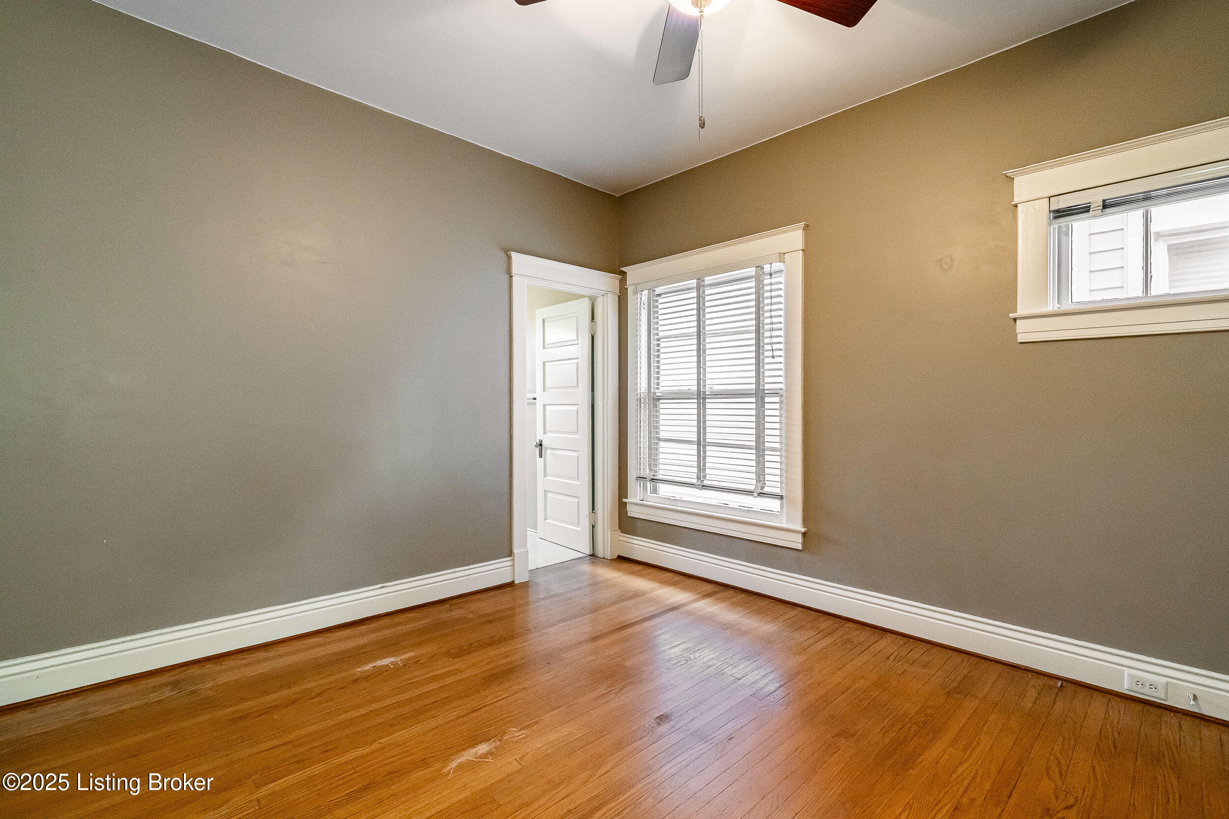 2105 Woodbourne Ave, Louisville, Kentucky image 25