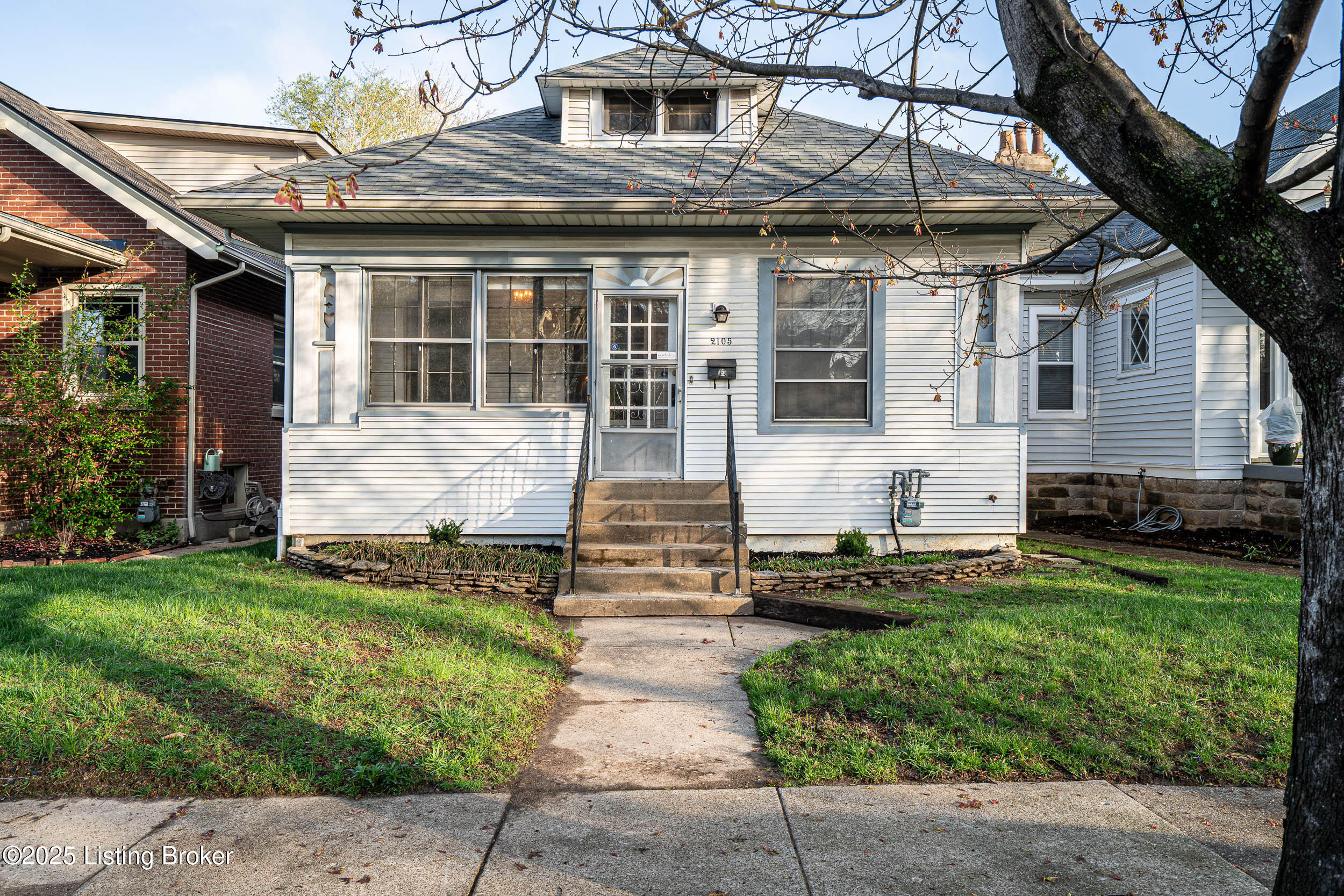 2105 Woodbourne Ave, Louisville, Kentucky image 2