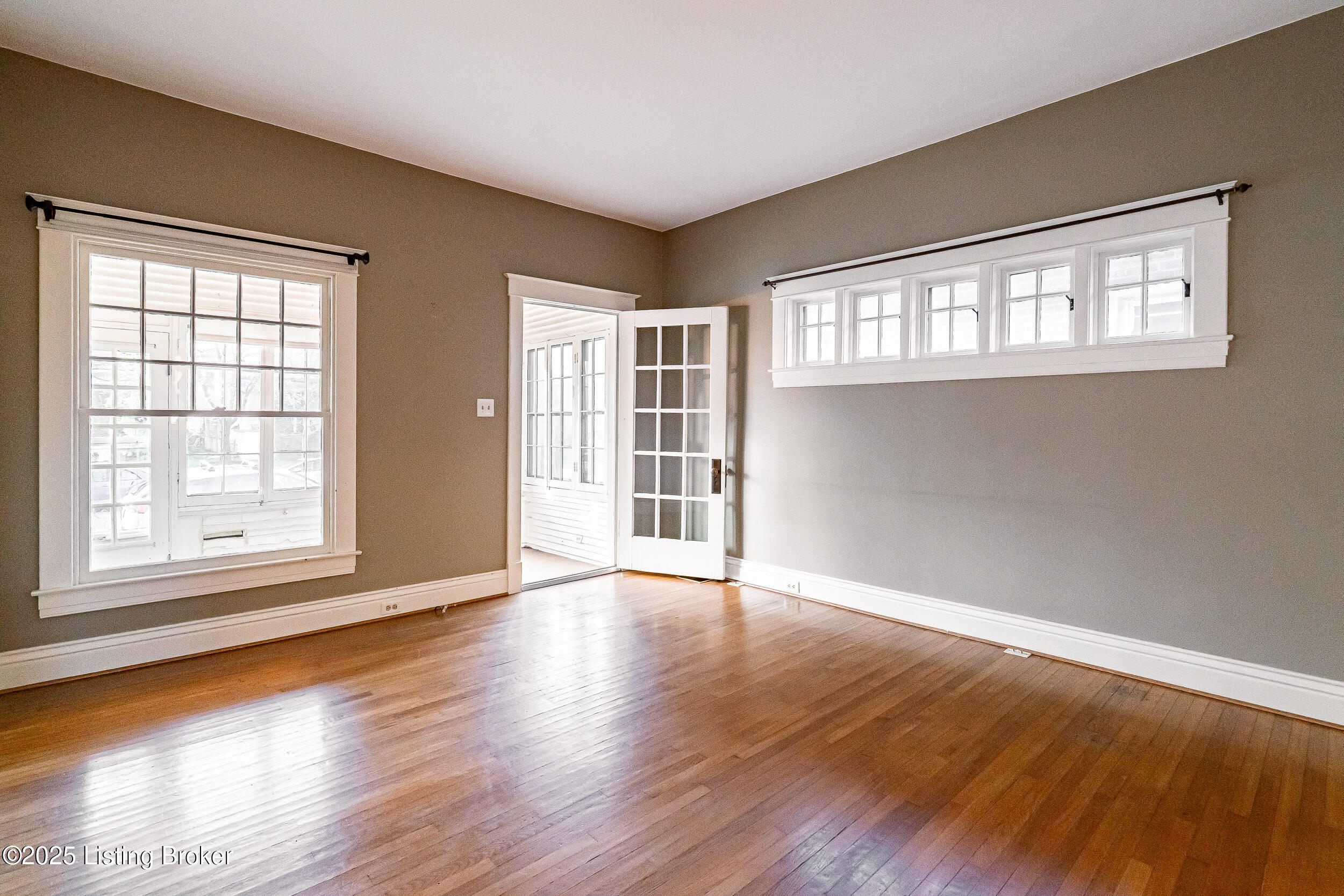 2105 Woodbourne Ave, Louisville, Kentucky image 11