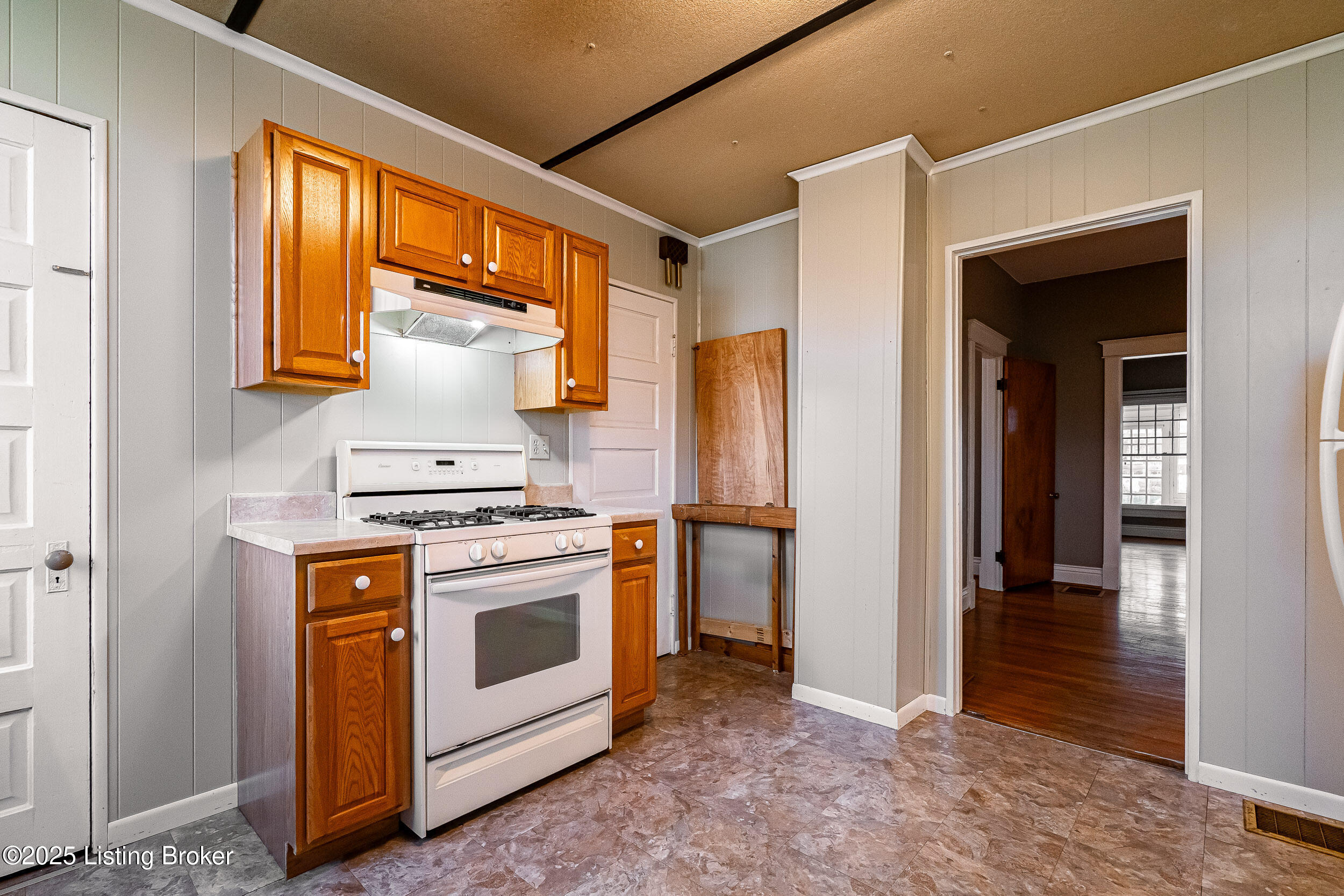 2105 Woodbourne Ave, Louisville, Kentucky image 32