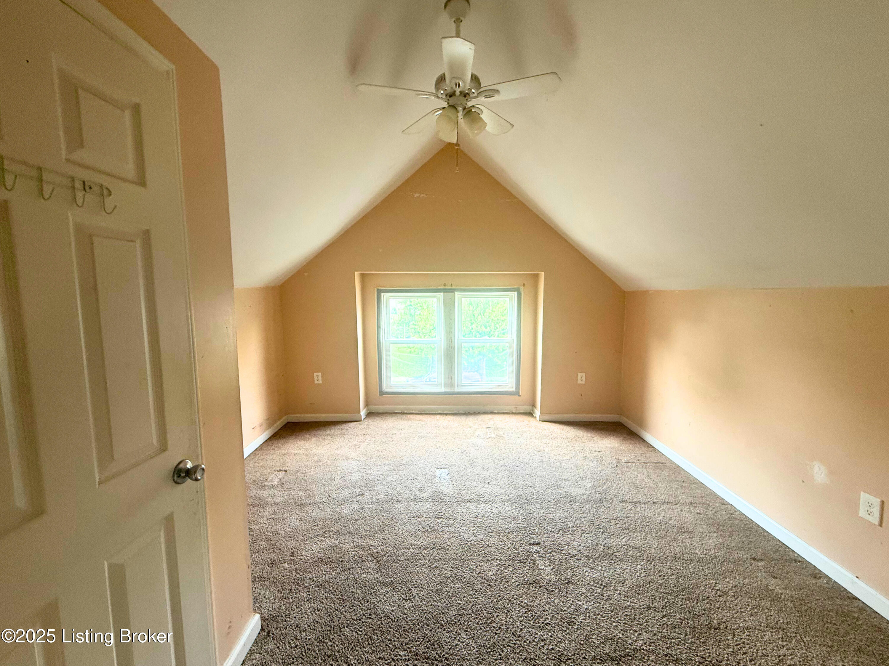 653 Cecil Ave, Louisville, Kentucky image 14